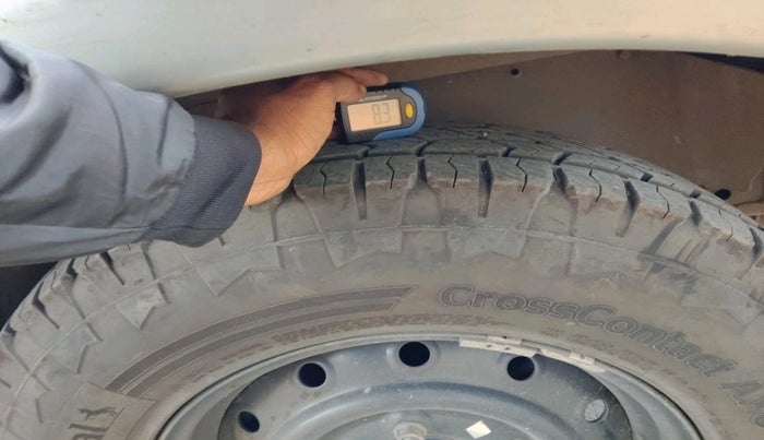 2012 Mahindra Scorpio SLE, Diesel, Manual, 2,02,954 km, tyre