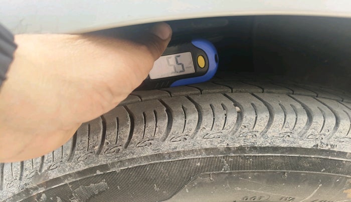 2020 Maruti New Wagon-R VXI 1.0, Petrol, Manual, 43,377 km, tyre