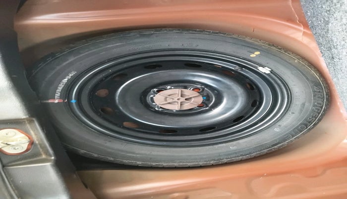 2019 Maruti IGNIS ZETA 1.2, Petrol, Manual, 25,984 km, tyre