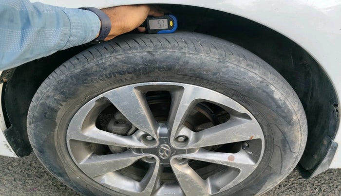 2015 Hyundai Elite i20 ASTA 1.4 CRDI, Diesel, Manual, 3,70,000 km, tyre