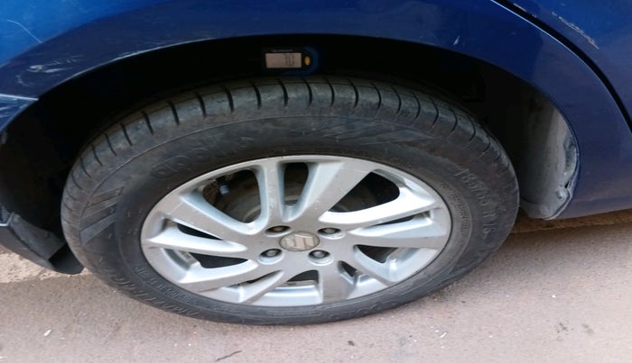 2011 Maruti Swift ZDI, Diesel, Manual, 1,22,746 km, tyre