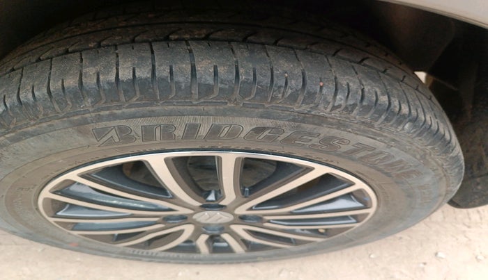 2021 Maruti Dzire VXI, Petrol, Manual, 28,103 km, tyre