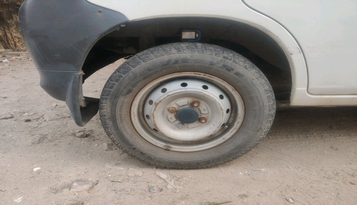2011 Maruti Alto LXI, Petrol, Manual, 40,412 km, tyre