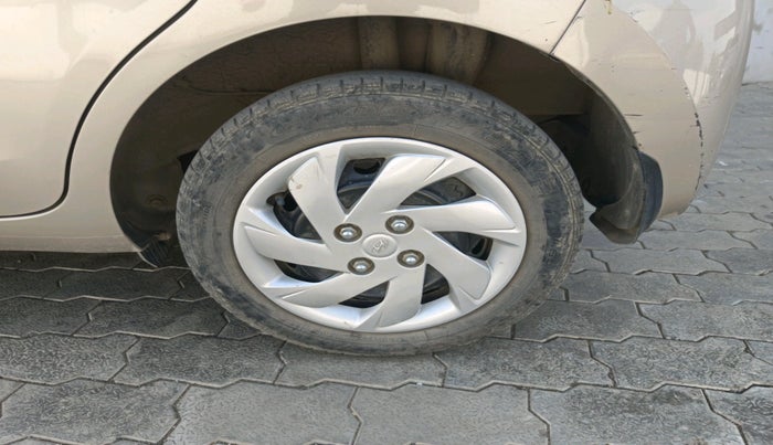 2018 Hyundai NEW SANTRO SPORTZ AMT, Petrol, Automatic, 15,060 km, tyre