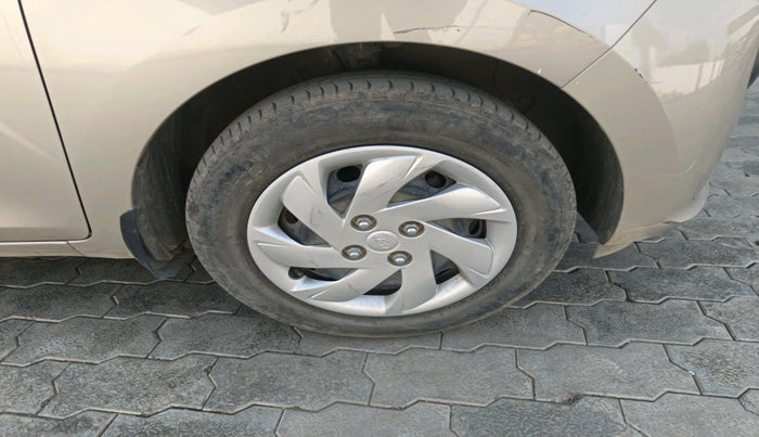 2018 Hyundai NEW SANTRO SPORTZ AMT, Petrol, Automatic, 15,060 km, tyre