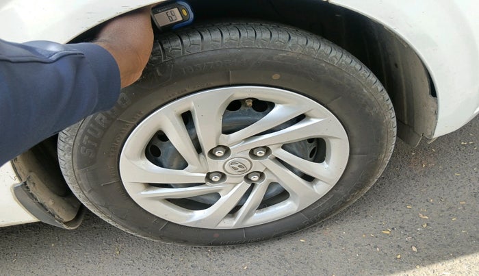 2020 Hyundai AURA S 1.2 CNG, Petrol, Manual, 1,94,817 km, tyre