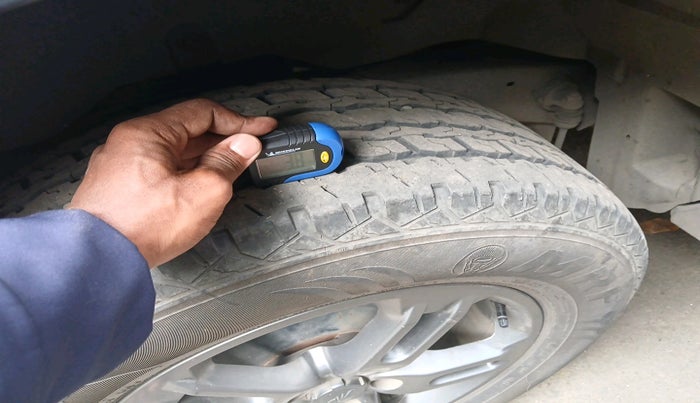 2021 Mahindra Thar LX HARD TOP 4WD MT, Diesel, Manual, 56,214 km, tyre