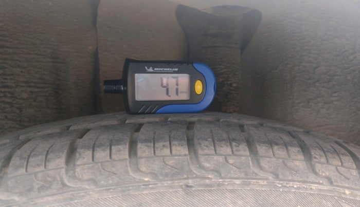 2010 Ford Figo EXI 1.4 DIESEL, Diesel, Manual, 1,65,731 km, tyre