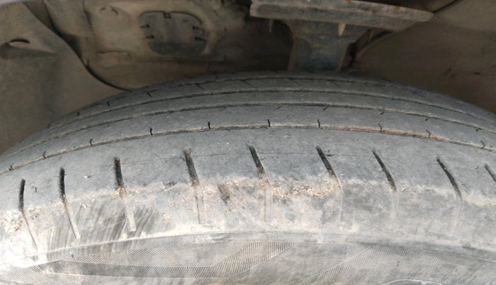 2017 Hyundai Creta E PLUS 1.6 PETROL, Petrol, Manual, 46,681 km, tyre