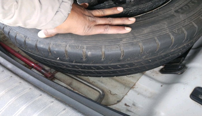 2017 Hyundai Creta E PLUS 1.6 PETROL, Petrol, Manual, 46,681 km, tyre