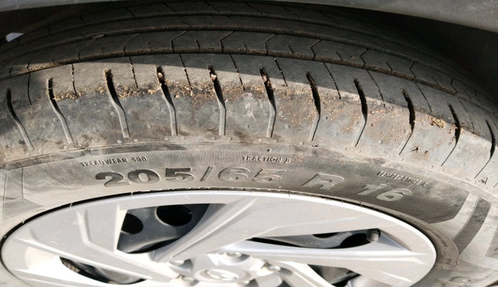 2017 Hyundai Creta E PLUS 1.6 PETROL, Petrol, Manual, 46,681 km, tyre