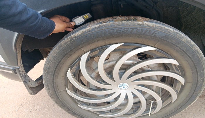 2021 Nissan MAGNITE XE, Petrol, Manual, 45,525 km, tyre