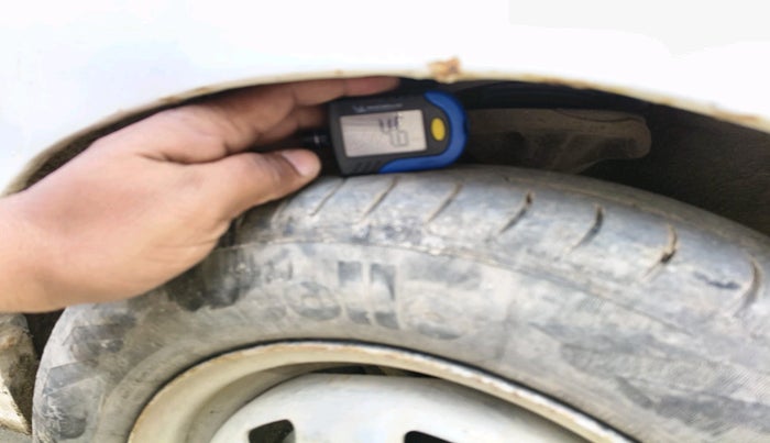 2012 Hyundai Santro Xing GL, Petrol, Manual, 1,00,318 km, tyre