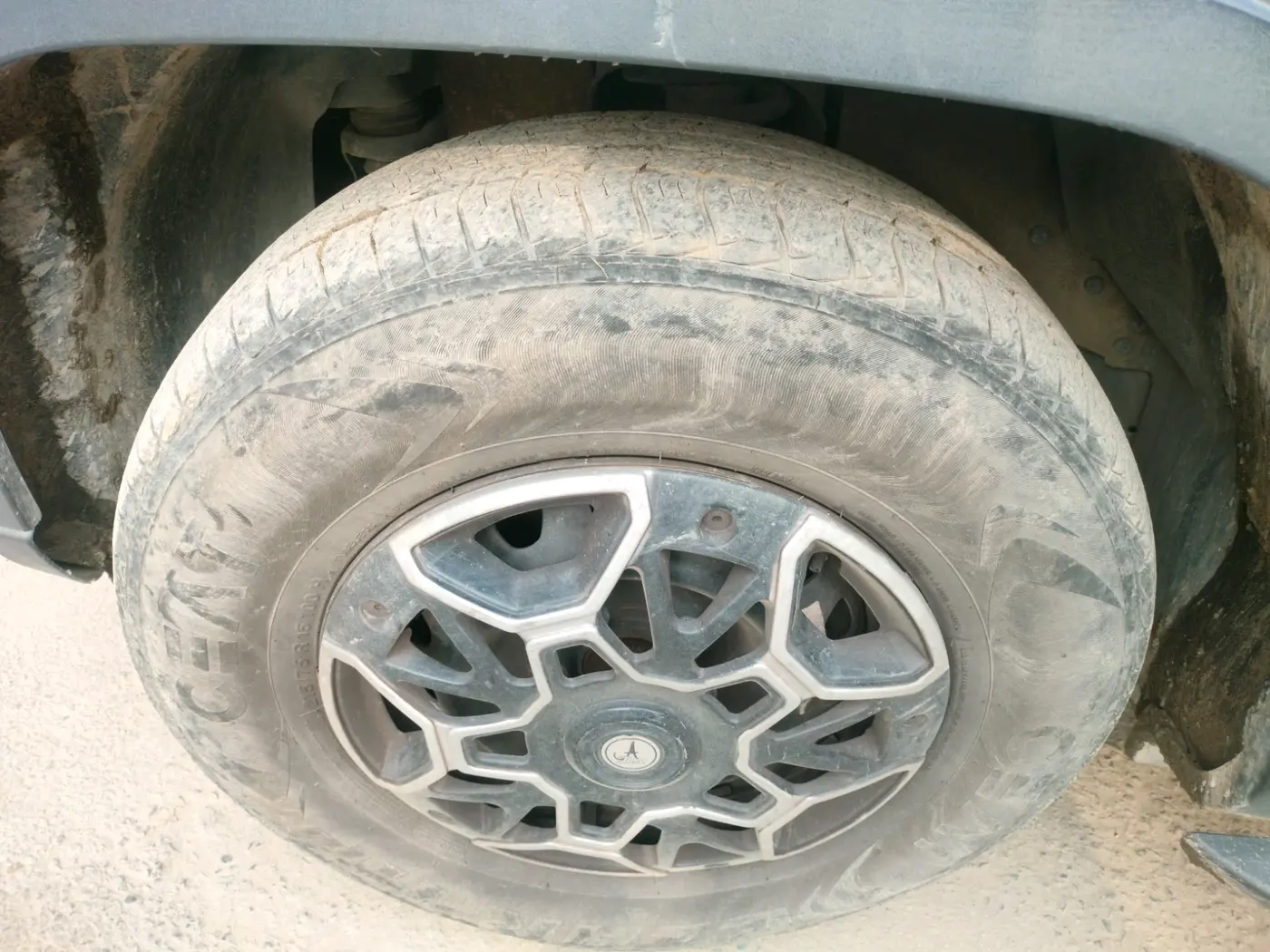 2021 Mahindra BOLERO NEO N 8, Diesel, Manual, 48,000 km, tyre