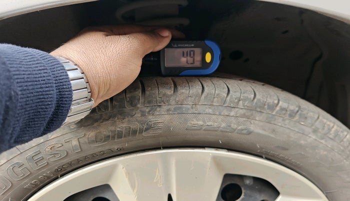 2013 Maruti Wagon R 1.0 VXI, Petrol, Manual, 41,834 km, tyre