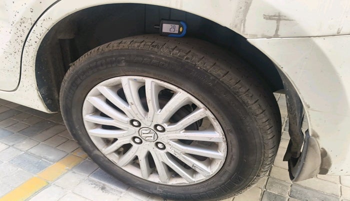 2018 Maruti Dzire ZDI, Diesel, Manual, 1,80,772 km, tyre