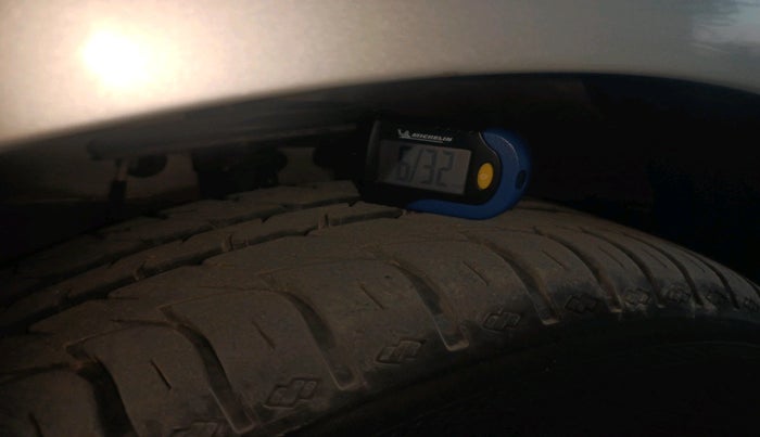 2013 Maruti Ritz VDI, Diesel, Manual, 1,42,502 km, tyre