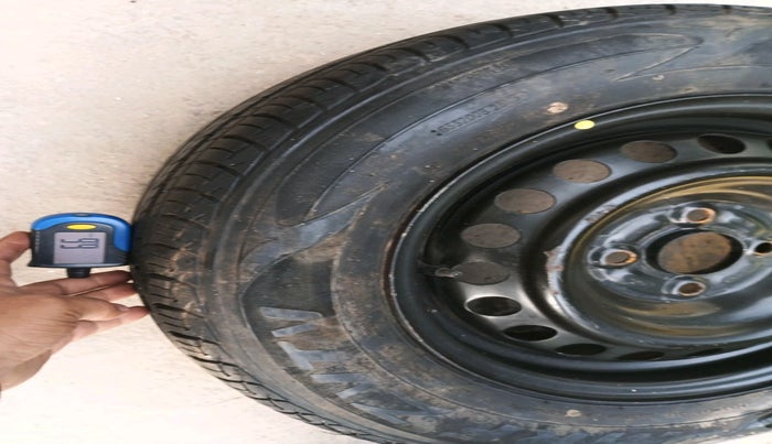 2015 Honda Jazz 1.2L I-VTEC V AT, Petrol, Automatic, 43,235 km, tyre