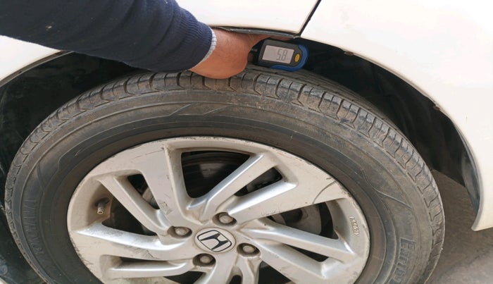 2015 Honda Jazz 1.2L I-VTEC V AT, Petrol, Automatic, 43,235 km, tyre