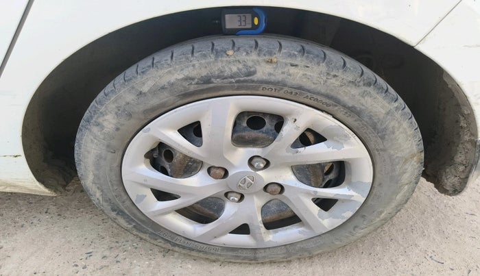 2018 Hyundai Grand i10 SPORTZ 1.2 KAPPA VTVT, Petrol, Manual, 99,300 km, tyre