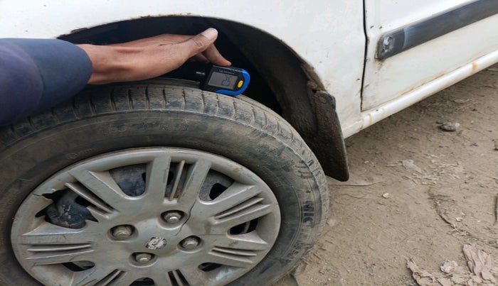 2014 Hyundai Santro Xing GL PLUS, Petrol, Manual, 1,03,362 km, tyre