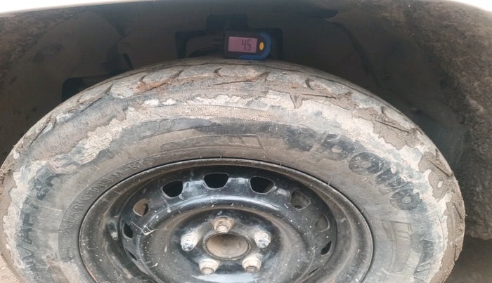 2018 Mahindra TUV300 T6 PLUS, Diesel, Manual, 1,08,052 km, tyre