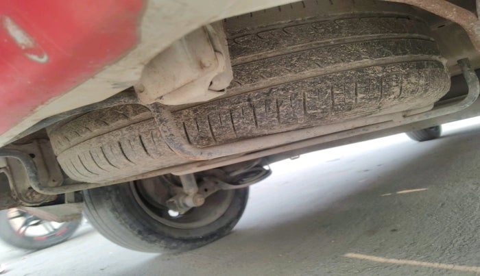 2018 Maruti Ertiga VXI CNG, Petrol, Manual, 1,70,103 km, tyre