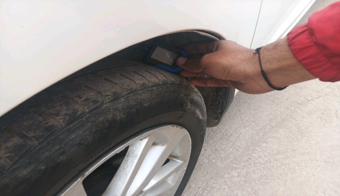 2015 Honda Jazz 1.2L I-VTEC V, Petrol, Manual, 80,746 km, tyre