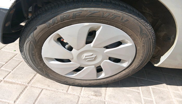 2016 Maruti Celerio VXI AMT, Petrol, Automatic, 22,199 km, tyre