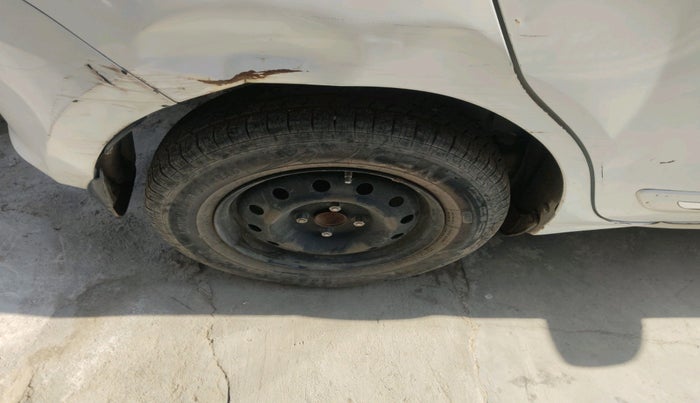 2018 Maruti Swift VXI, Petrol, Manual, 56,751 km, tyre