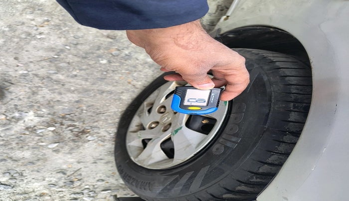 2015 Honda Amaze 1.5L I-DTEC S, Diesel, Manual, 1,10,699 km, tyre