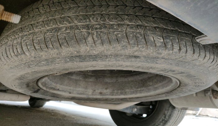 2017 Mahindra XUV500 W6 1.99, Diesel, Manual, 44,000 km, tyre