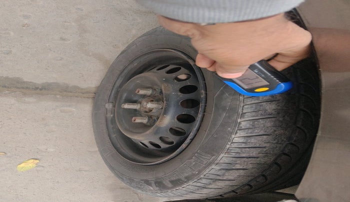 2014 Honda Amaze 1.2L I-VTEC S, Petrol, Manual, 60,340 km, tyre