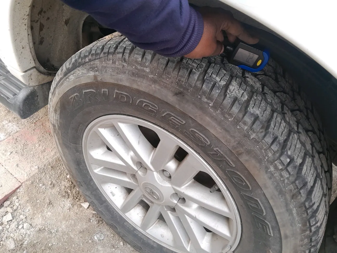 2014 Toyota Fortuner 3.0 4X2 MT, Diesel, Manual, 1,84,495 km, tyre