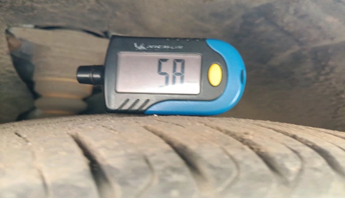 2013 Audi A6 2.0 TDI PREMIUM, Diesel, Automatic, 1,04,429 km, tyre