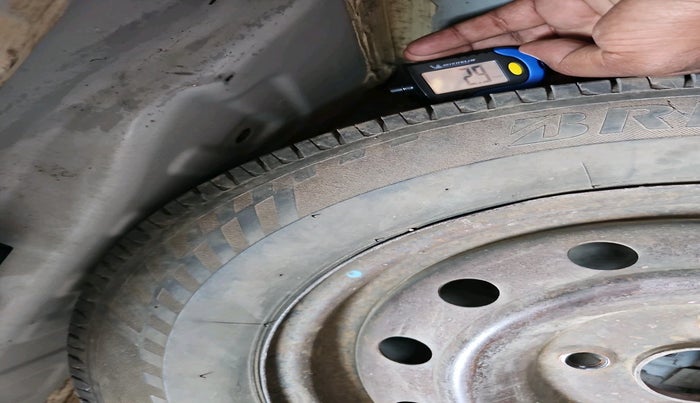 2022 Tata PUNCH ACCOMPLISHED MT, Petrol, Manual, 34,294 km, tyre