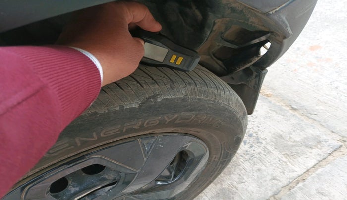 2024 Tata PUNCH ADVENTURE MT CNG , Petrol, Manual, 8,643 km, tyre