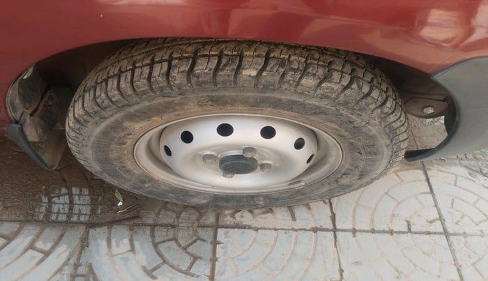 2011 Maruti Alto LXI, Petrol, Manual, 12,263 km, tyre