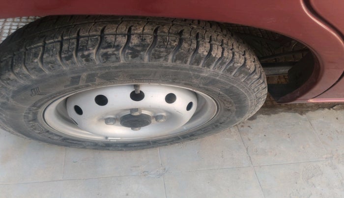 2011 Maruti Alto LXI, Petrol, Manual, 12,263 km, tyre