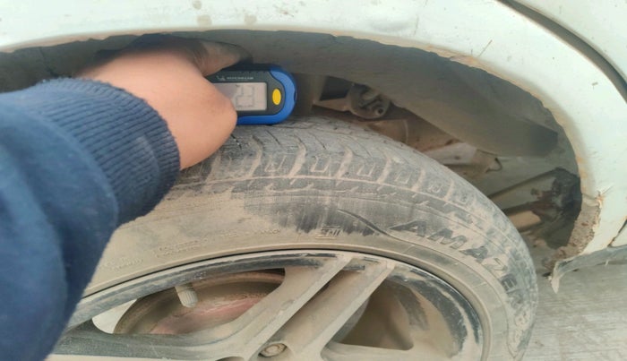 2012 Maruti Alto 800 LXI, Petrol, Manual, 73,530 km, tyre