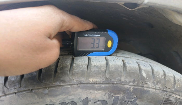 2020 Maruti Dzire VXI, Petrol, Manual, 52,811 km, tyre