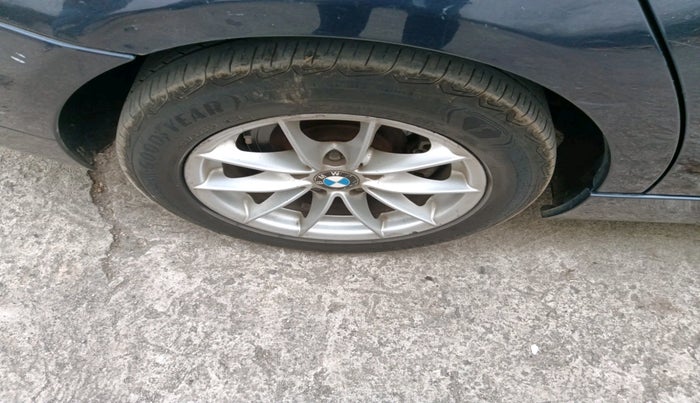 2010 BMW 3 Series 320d, Diesel, Automatic, 42,536 km, tyre