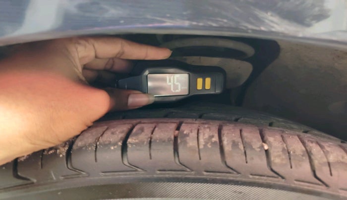 2022 Hyundai NEW I20 SPORTZ 1.5 MT, Diesel, Manual, 78,800 km, tyre