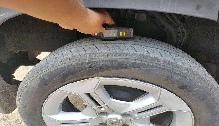 2022 Renault Kiger RXT AMT, Petrol, Automatic, 33,678 km, tyre