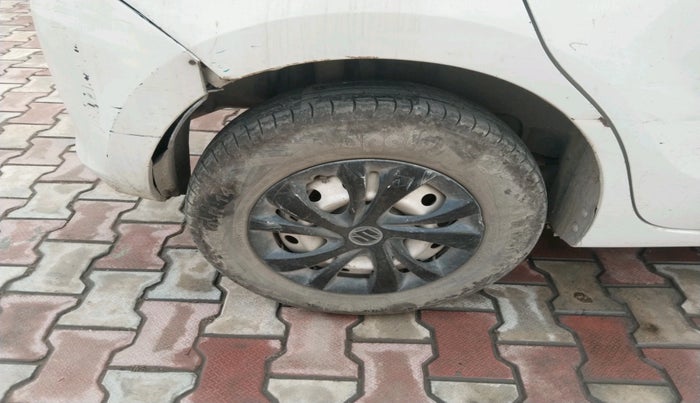 2019 Maruti Swift LXI, Petrol, Manual, 1,67,277 km, tyre