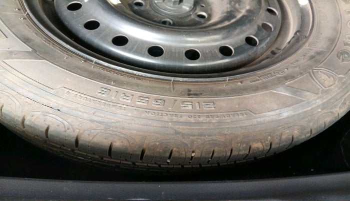 2018 Jeep Compass LIMITED 2.0 DIESEL 4X4, Diesel, Manual, 1,39,247 km, tyre