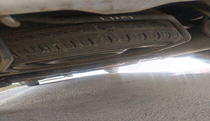 2017 Maruti Ertiga ZXI+, Petrol, Manual, 38,085 km, tyre