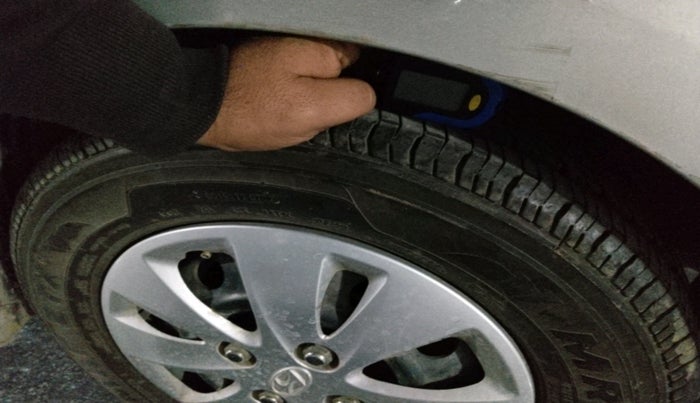 2010 Hyundai i10 MAGNA 1.2, Petrol, Manual, 28,384 km, tyre