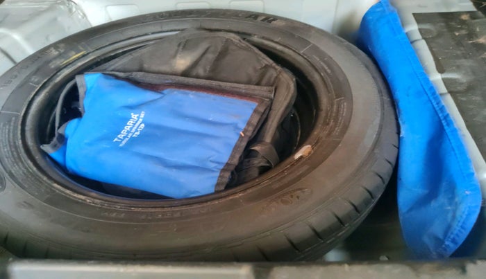 2021 Tata NEXON XM SUNROOF PETROL, Petrol, Manual, 29,440 km, tyre