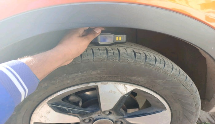 2018 Tata NEXON XZ PLUS DIESEL, Diesel, Manual, 1,08,475 km, tyre